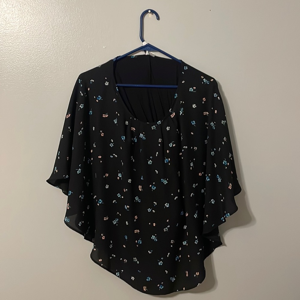 Poncho Style Dress shirt // ELLE // Size: XL